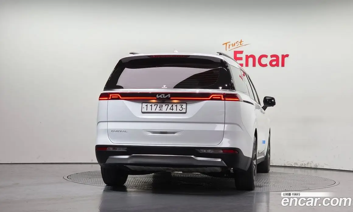 Kia Carnival 2022 2.2 автомат (гидро), фото 4