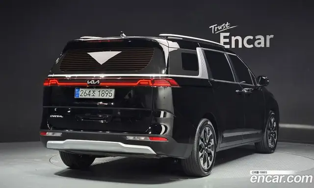 Kia Carnival 2022 2.2 автомат (гидро), миниатюра 2