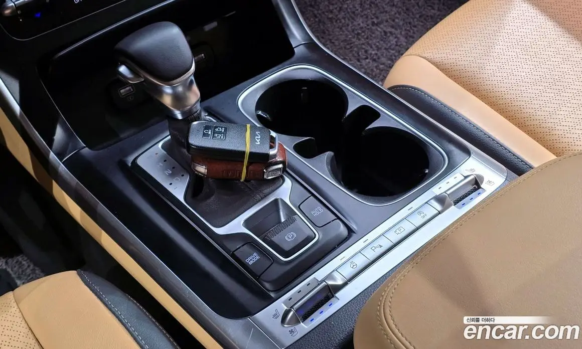 Kia Carnival 2022 2.2 автомат (гидро), фото 9