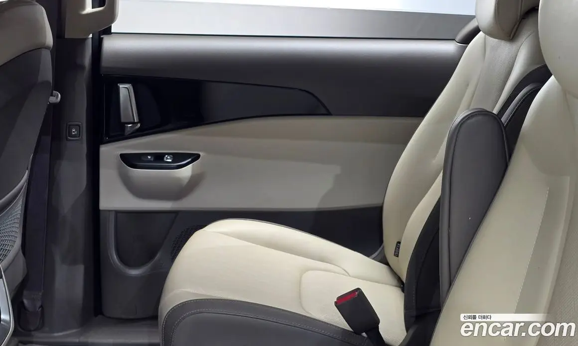 Kia Carnival 2022 2.2 автомат (гидро), фото 15