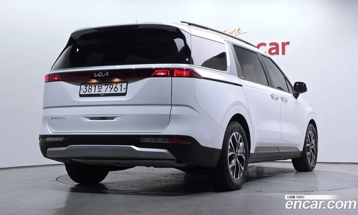 Kia Carnival 2023 3.5 автомат (гидро), фото 2 Kia Carnival 2023 3.5 автомат (гидро), фото 2