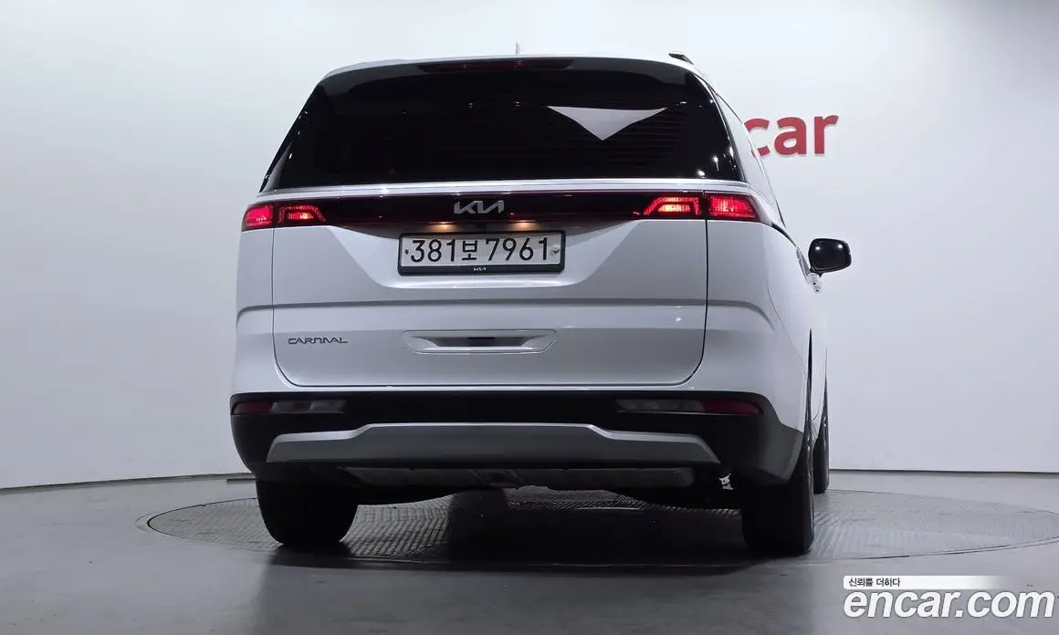 Kia Carnival 2023 3.5 автомат (гидро), фото 4 Kia Carnival 2023 3.5 автомат (гидро), фото 4