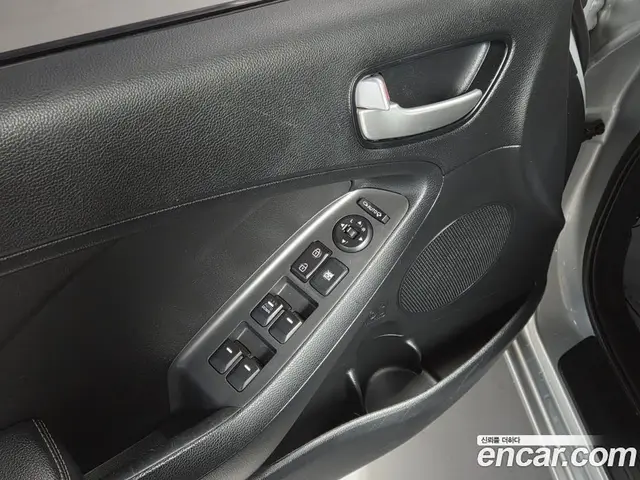 Kia K3 2016 1.6 автомат (гидро), миниатюра 12