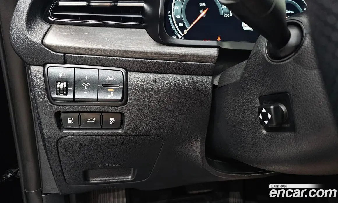Kia K7 2020 2.2 автомат (гидро), фото 17 Kia K7 2020 2.2 автомат (гидро), фото 17