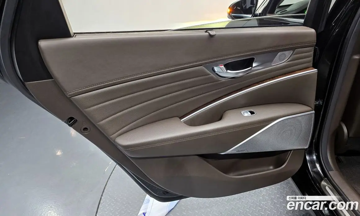 Kia K9 2019 3.8 автомат (гидро), фото 15 Kia K9 2019 3.8 автомат (гидро), фото 15