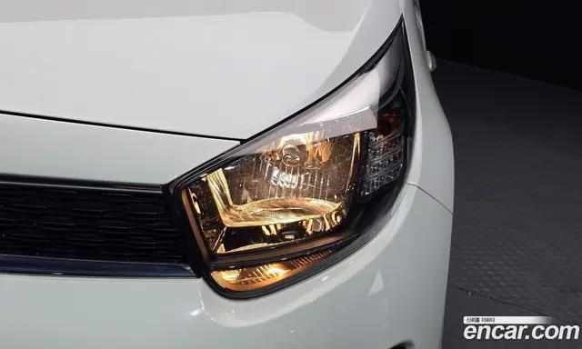 Kia Morning 2017 1.0 автомат (гидро), миниатюра 8