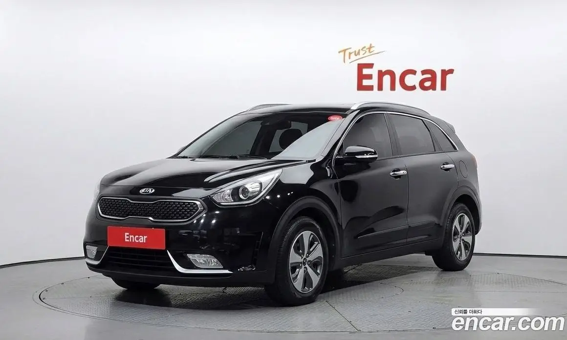 Kia Niro 2017 1.6 автомат (гидро), фото 1 Kia Niro 2017 1.6 автомат (гидро), фото 1