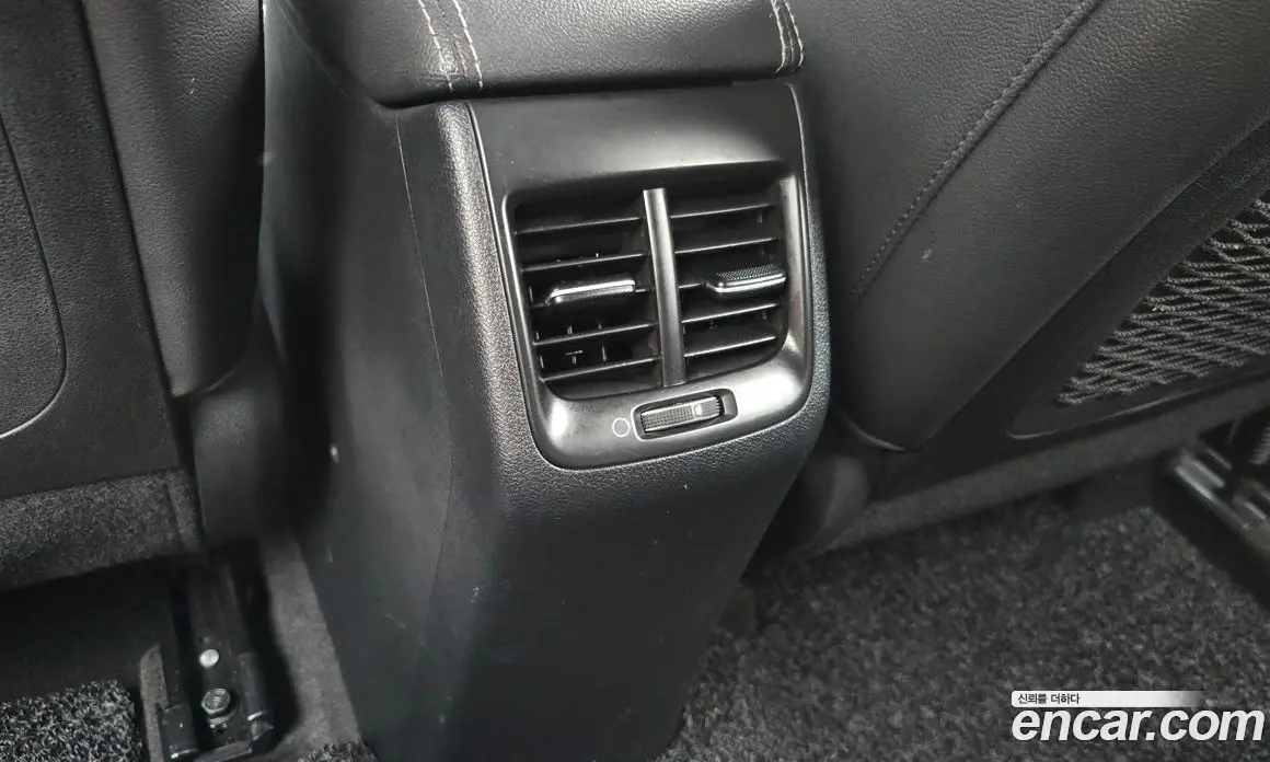 Kia Niro 2017 1.6 автомат (гидро), фото 19 Kia Niro 2017 1.6 автомат (гидро), фото 19
