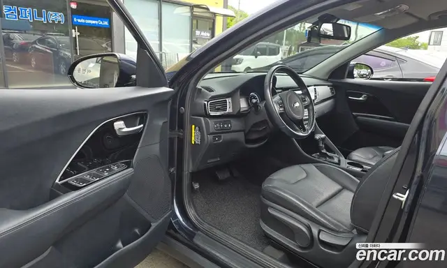 Kia Niro 2017 1.6 автомат (гидро), миниатюра 10 Kia Niro 2017 1.6 автомат (гидро), миниатюра 10