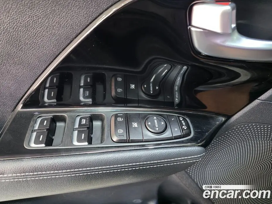 Kia Niro 2019 1.6 автомат (гидро), фото 12