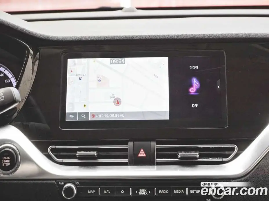 Kia Niro 2020 1.6 автомат (гидро), фото 12