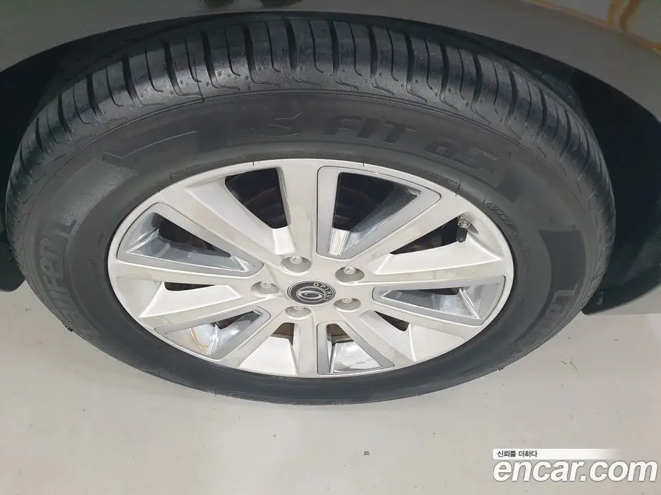 Kia Opirus 2011 2.7 автомат (гидро), фото 17