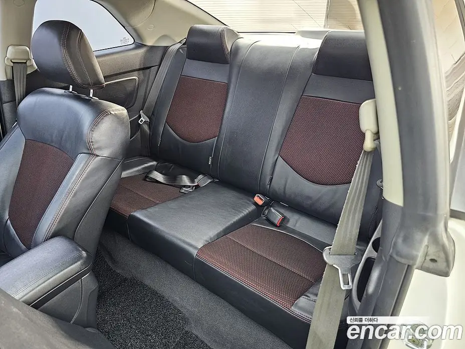 Kia Porte 2010 1.6 автомат (гидро), фото 9