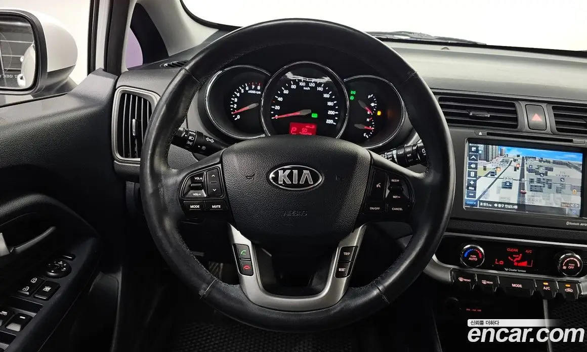Kia Pride 2014 1.6 автомат (гидро), фото 13