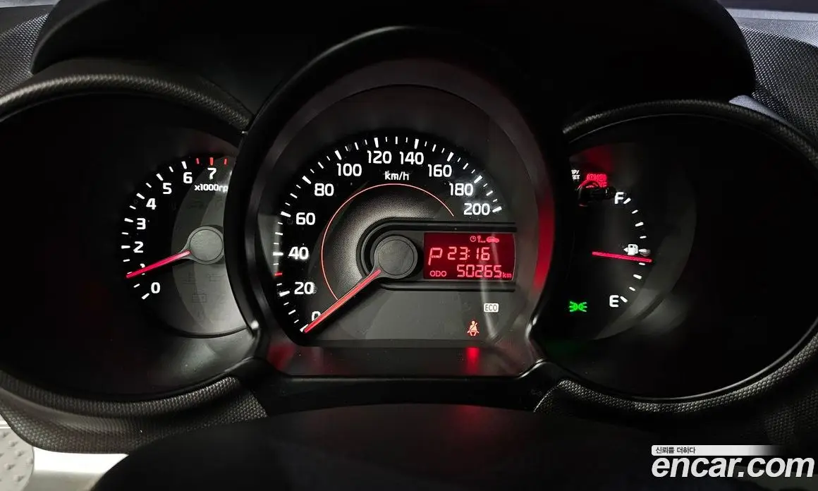 Kia Ray 2016 1.0 автомат (гидро), фото 11