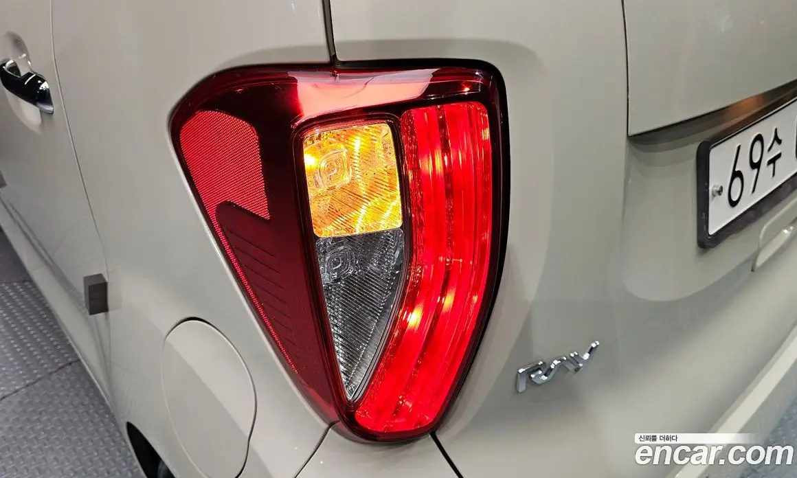Kia Ray 2016 1.0 автомат (гидро), фото 9