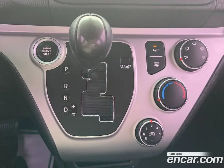 Kia Ray 2017 1.0 автомат (гидро), фото 14