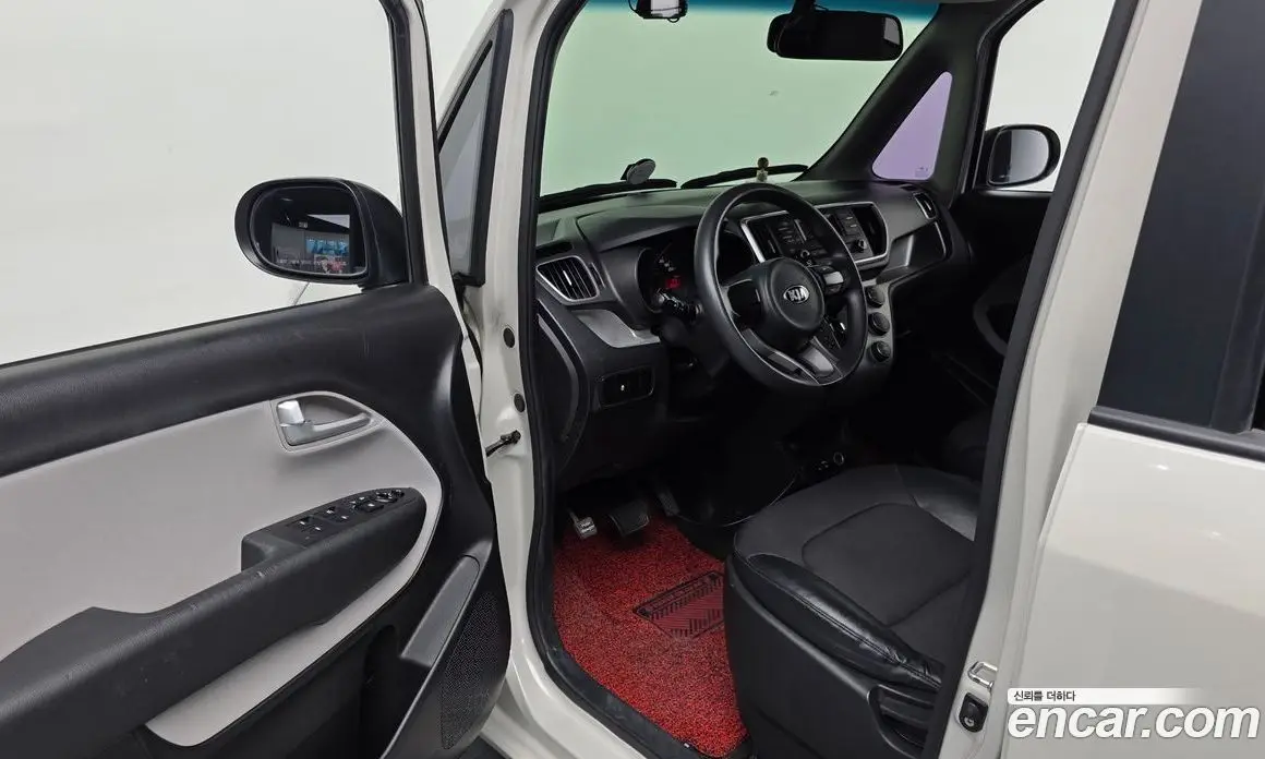 Kia Ray 2018 1.0 автомат (гидро), фото 13