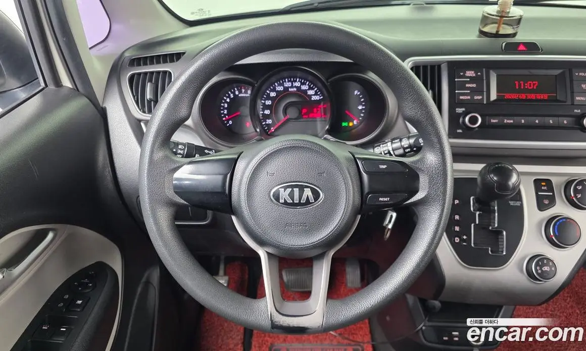 Kia Ray 2018 1.0 автомат (гидро), фото 19