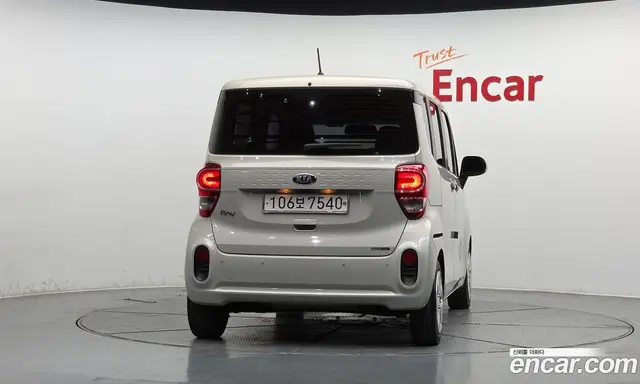 Kia Ray 2018 1.0 автомат (гидро), миниатюра 4