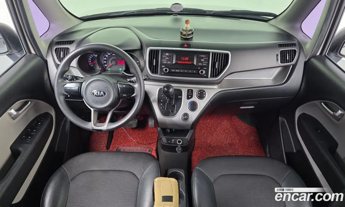 Kia Ray 2018 1.0 автомат (гидро), фото 10