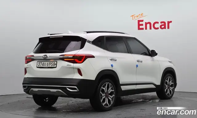 Kia Seltos 2019 1.6 автомат (гидро), миниатюра 2