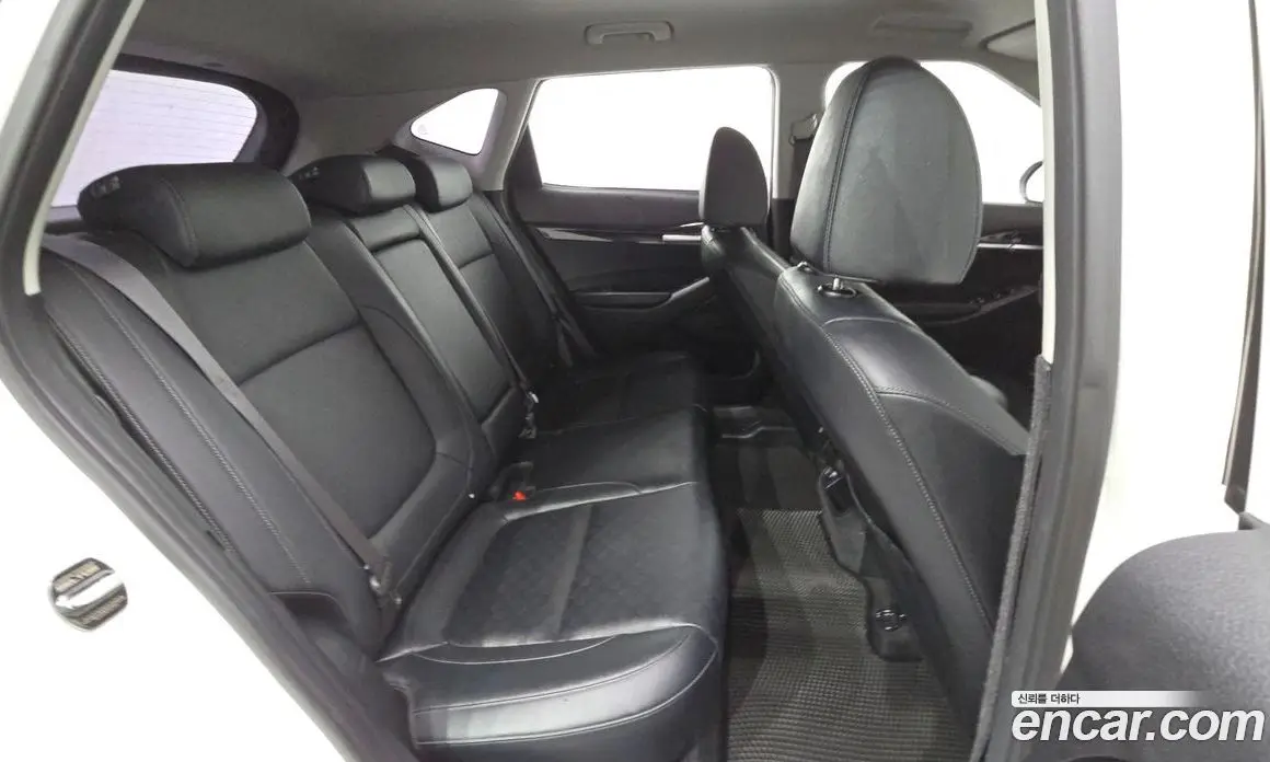 Kia Seltos 2019 1.6 автомат (гидро), фото 11