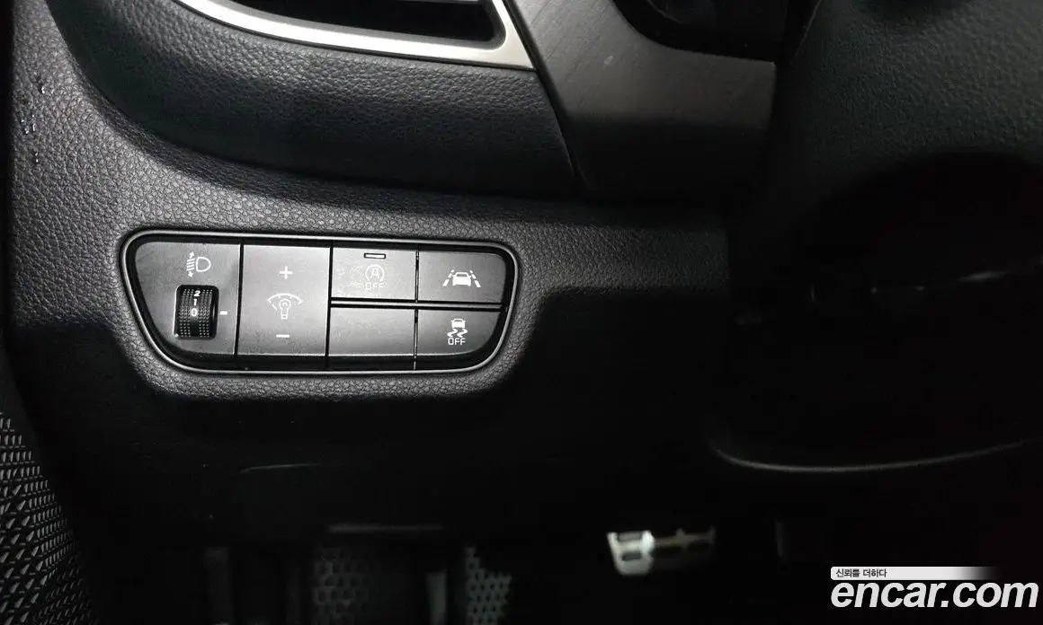 Kia Seltos 2019 1.6 автомат (гидро), фото 17
