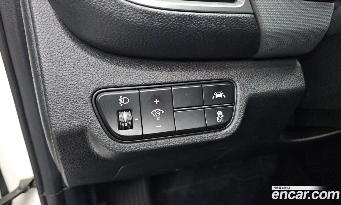 Kia Seltos 2021 1.6 автомат (гидро), фото 14 Kia Seltos 2021 1.6 автомат (гидро), фото 14