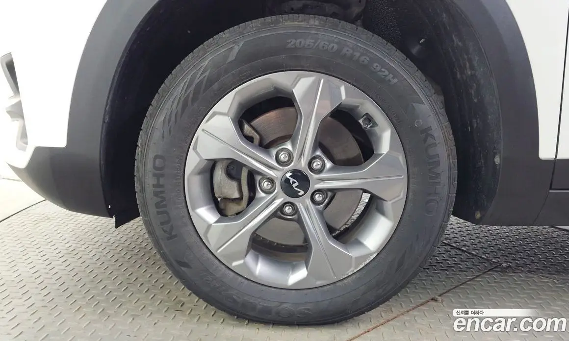 Kia Seltos 2021 1.6 автомат (гидро), фото 5 Kia Seltos 2021 1.6 автомат (гидро), фото 5