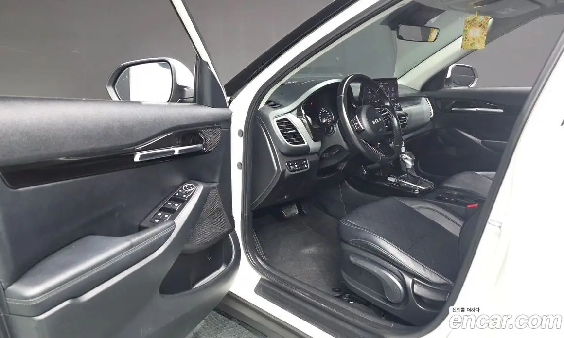Kia Seltos 2022 1.6 автомат (гидро), фото 13