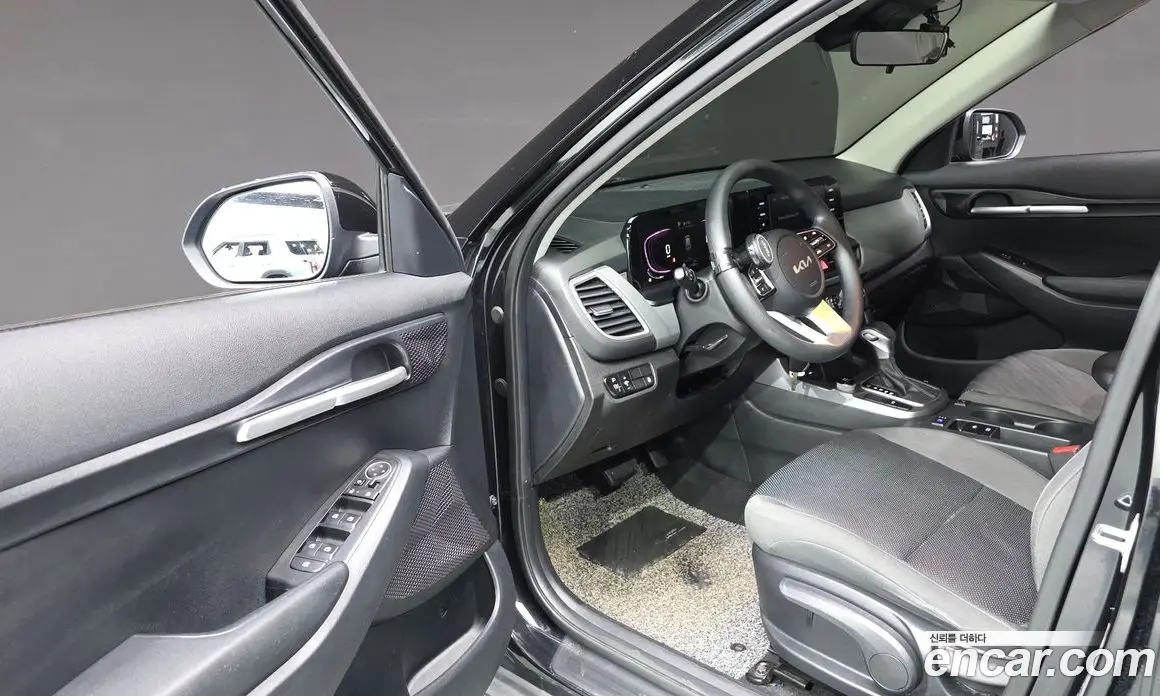 Kia Seltos 2023 2.0 автомат (гидро), фото 13