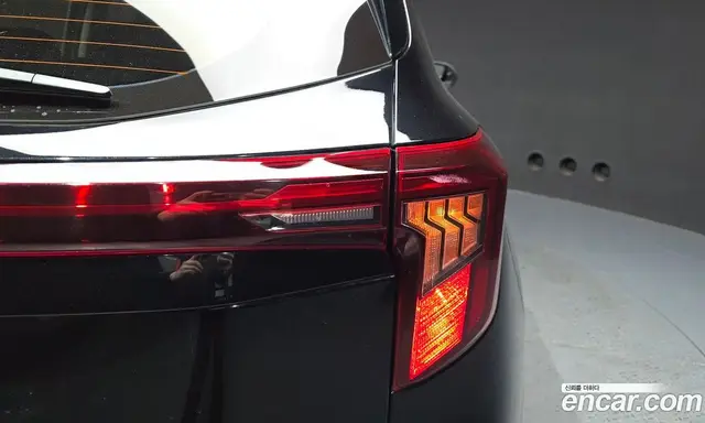 Kia Seltos 2023 2.0 автомат (гидро), миниатюра 9