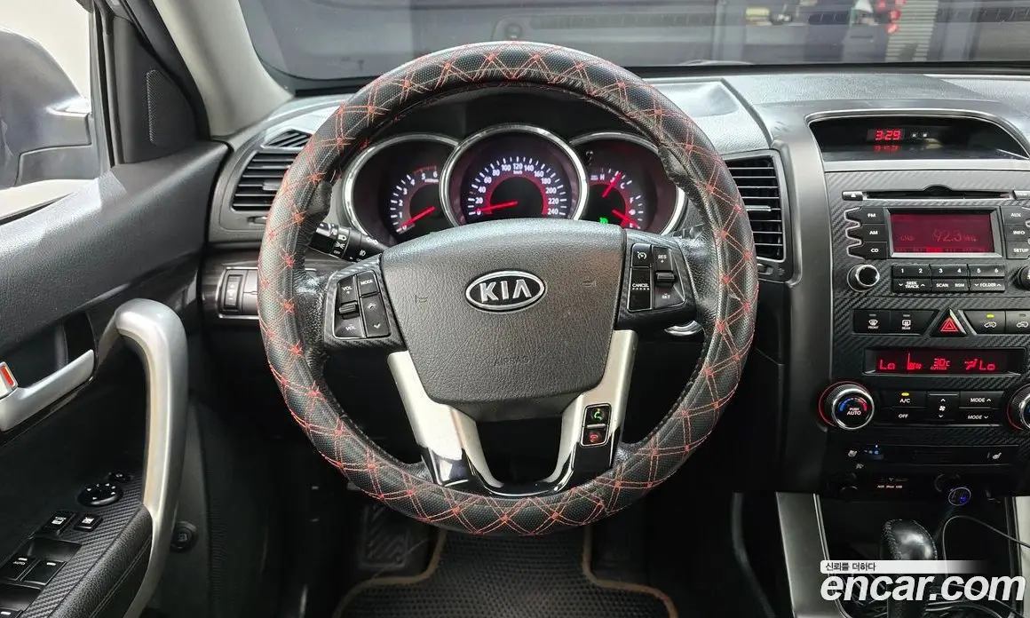 Kia Sorento 2011 2.0 автомат (гидро), фото 13