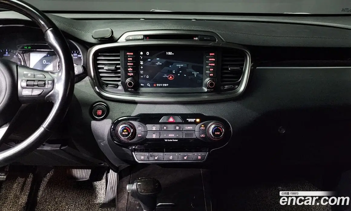 Kia Sorento 2017 2.0 автомат (гидро), фото 14