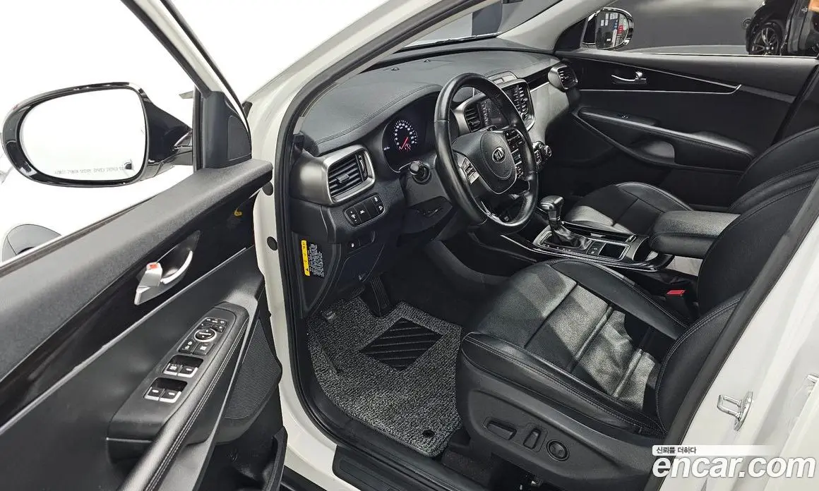 Kia Sorento 2019 2.0 автомат (гидро), фото 11 Kia Sorento 2019 2.0 автомат (гидро), фото 11