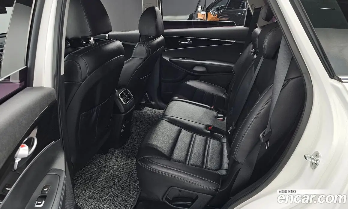 Kia Sorento 2019 2.0 автомат (гидро), фото 12 Kia Sorento 2019 2.0 автомат (гидро), фото 12