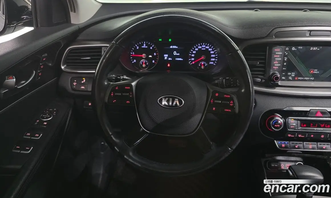 Kia Sorento 2019 2.0 автомат (гидро), фото 19