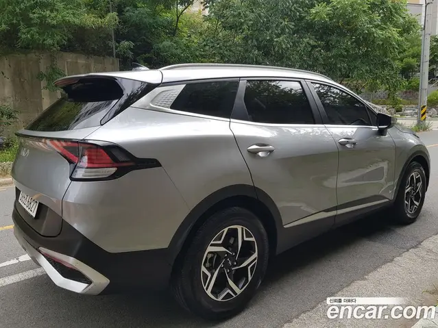 Kia Sportage 2022 2.0 автомат (гидро), миниатюра 4