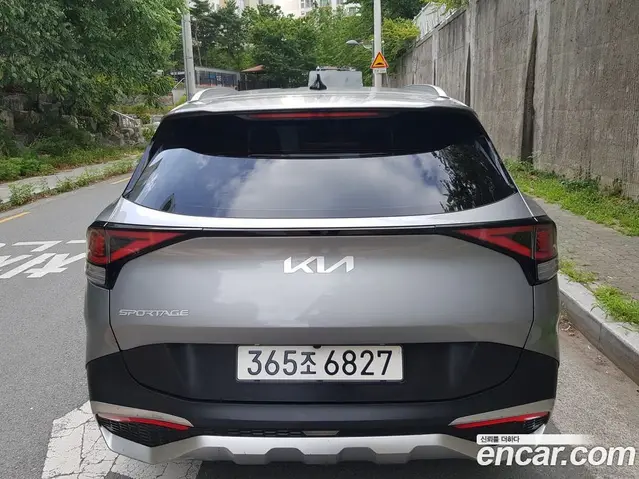 Kia Sportage 2022 2.0 автомат (гидро), миниатюра 5