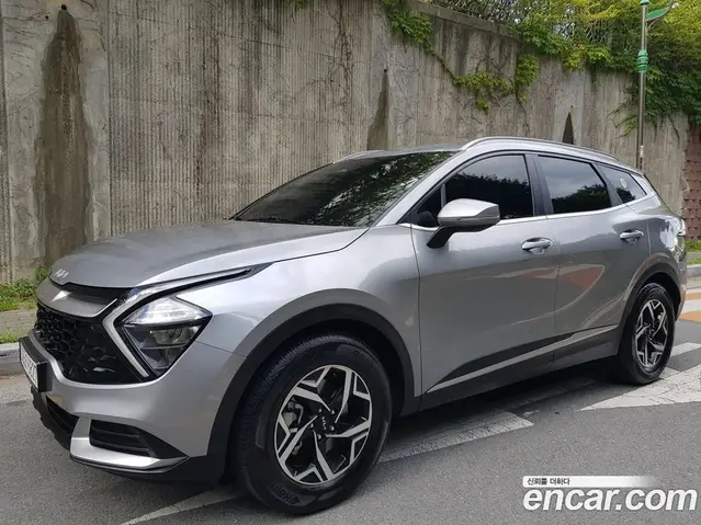 Kia Sportage 2022 2.0 автомат (гидро), миниатюра 7