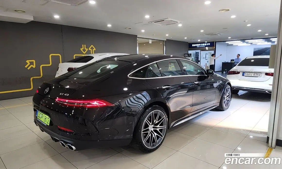 Mercedes-Benz AMG GT 2025 3.0 автомат (гидро), фото 3