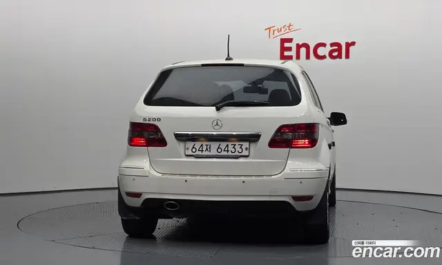 Mercedes-Benz B-Class 2010 2.0 автомат (гидро), миниатюра 4 Mercedes-Benz B-Class 2010 2.0 автомат (гидро), миниатюра 4