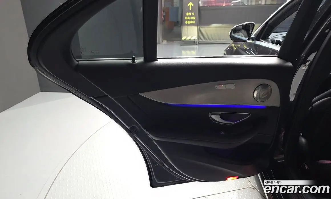 Mercedes-Benz E-Class 2018 2.0 автомат (гидро), фото 15