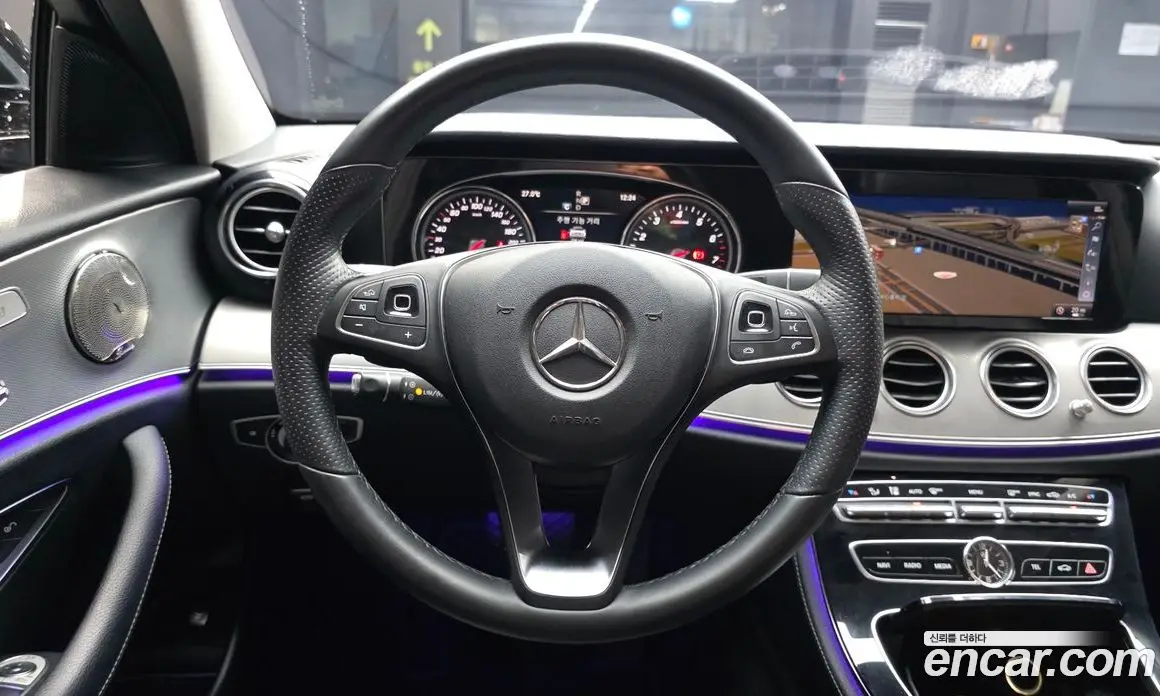Mercedes-Benz E-Class 2018 2.0 автомат (гидро), фото 19