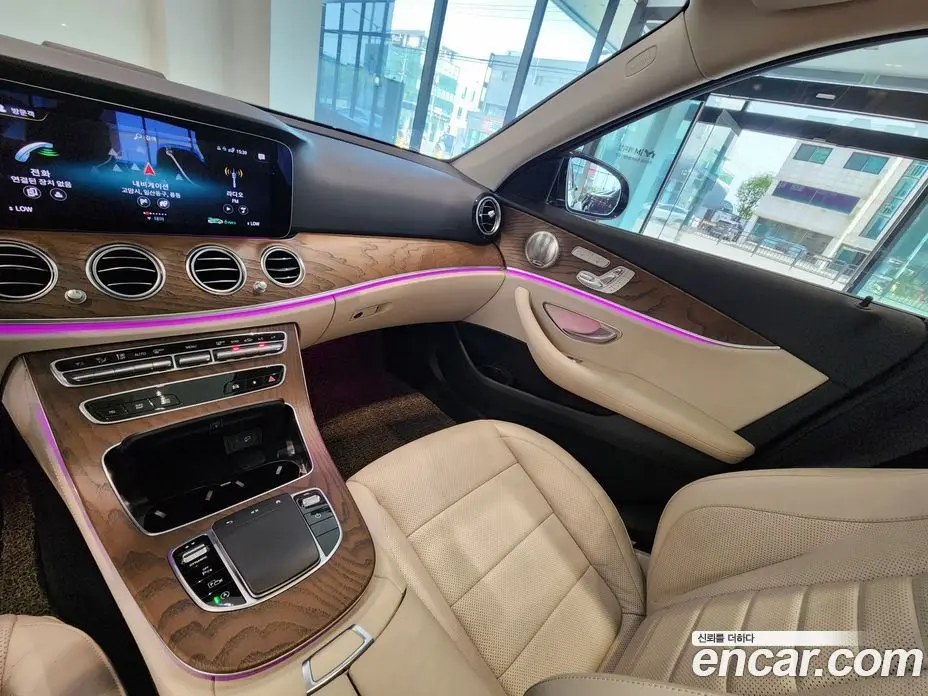 Mercedes-Benz E-Class 2021 2.0 автомат (гидро), фото 16