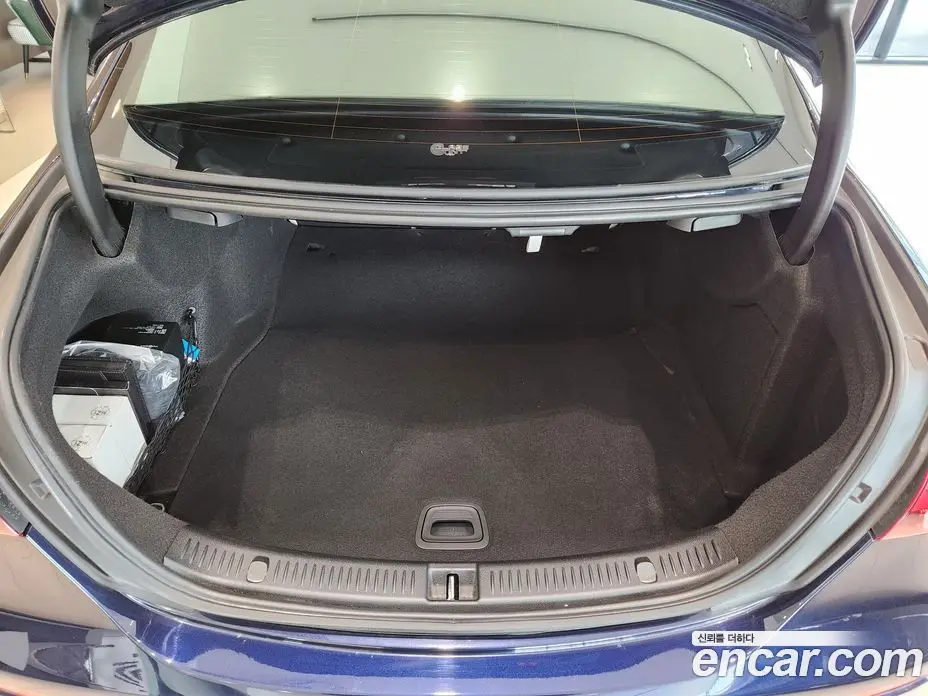 Mercedes-Benz E-Class 2021 2.0 автомат (гидро), фото 19