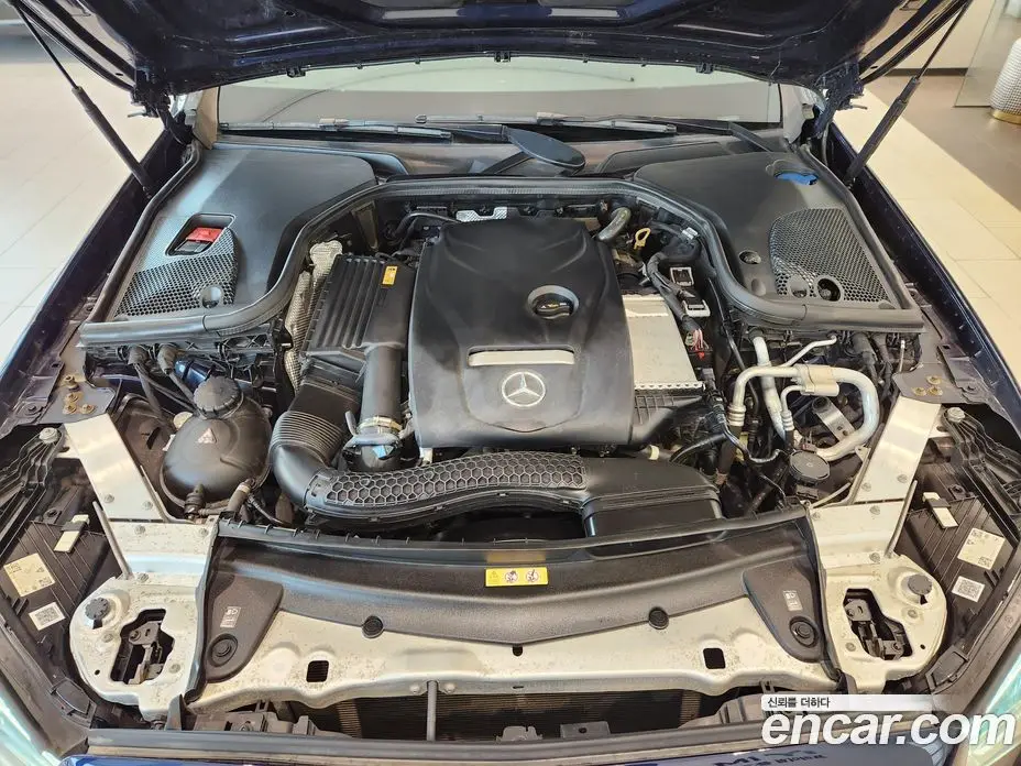 Mercedes-Benz E-Class 2021 2.0 автомат (гидро), фото 6
