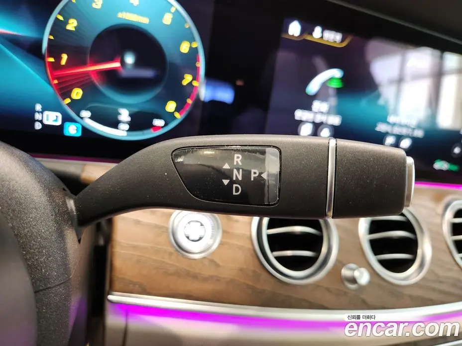 Mercedes-Benz E-Class 2021 2.0 автомат (гидро), фото 9