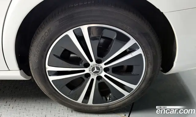 Mercedes-Benz E-Class 2021 2.0 автомат (гидро), миниатюра 7